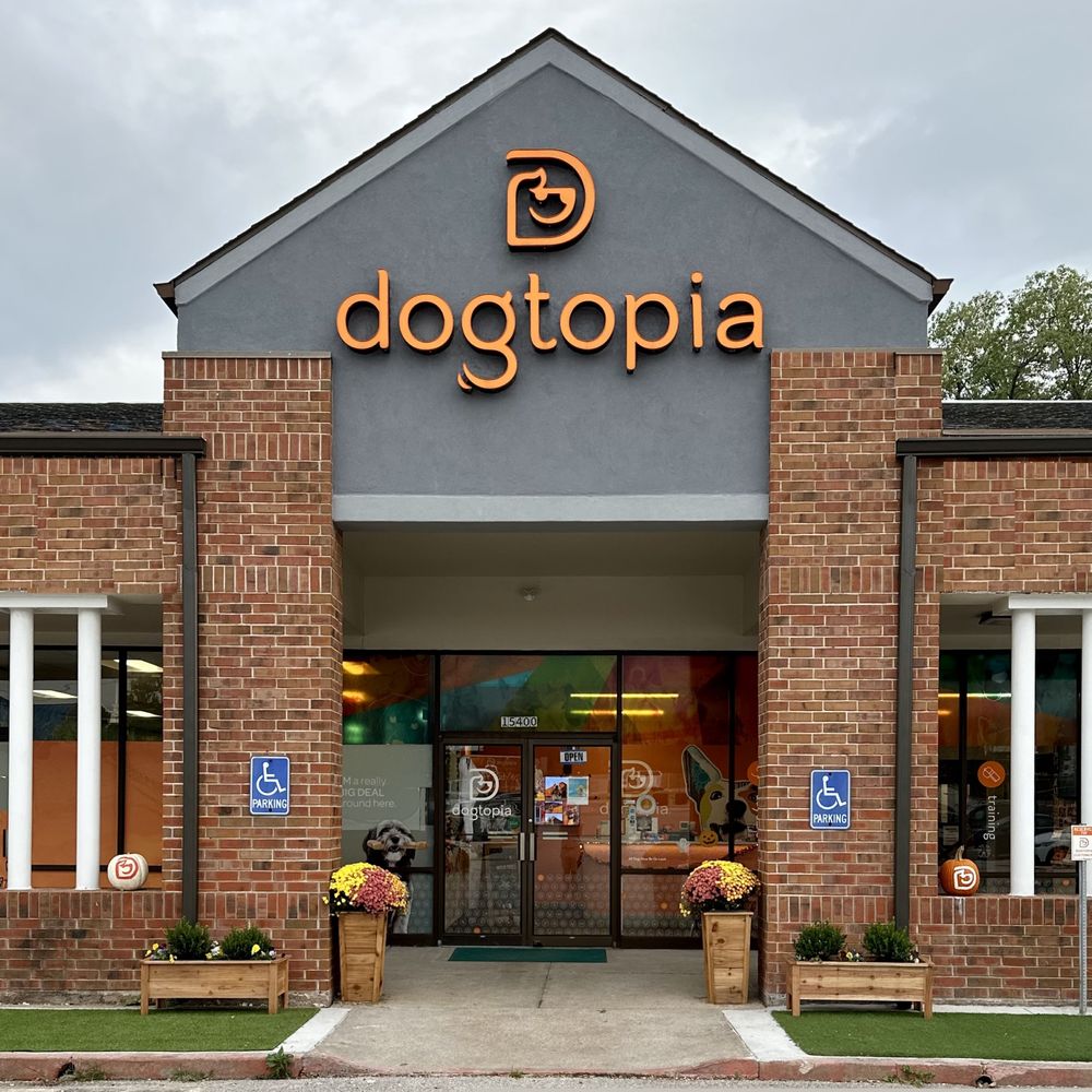 Dogtopia